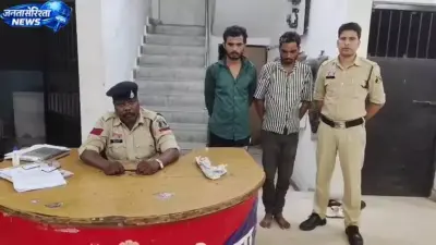 रेलवे स्टेशन पर चाकू लहराने वाले दो आरोपियों को तोरवा पुलिस ने गिरफ्तार