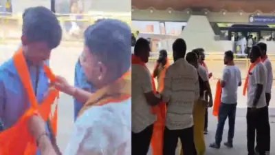 HIJAB ROW : ಹುಬ್ಬಳ್ಳಿಯಲ್ಲಿ ಮತ್ತೆ ಧಾರ್ಮಿಕ ವಸ್ತ್ರ ಸಂಘರ್ಷ, ಹಿಂದೂಪರ ಸಂಘಟನೆಗಳಿಂದ ಕೇಸರಿ ಶಾಲು ವಿತರಣೆ-VIDEO