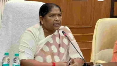 ఎండల్లో బయటకు రావొద్దు.. ప్రజలకు మంత్రి సీతక్క సూచనలు