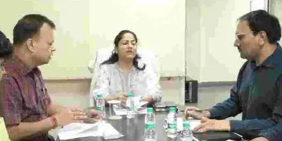 शिवांगी स्वर्णकार ने किया राजस्थान संपर्क पोर्टल केंद्र का निरीक्षण, कॉल सेंटर एग्जीक्यूटिव्स के कार्य की सराहना की