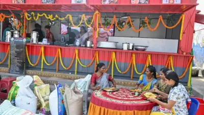 'తృప్తి' క్యాంటీన్ల ద్వారా డ్వాక్రా మహిళలకు ఆర్థిక సాధికారత: మంత్రి నారాయణ