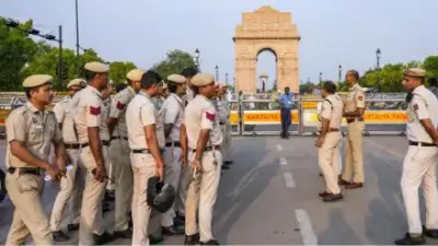अरे बापरे! दिल्लीत मोठा दहशतवादी कट उधळला, शस्त्रे आणि स्फोटकं जप्त.ISI शी संंबंधित ९ दहशतवाद्यांच्या मुसक्या आवळल्या