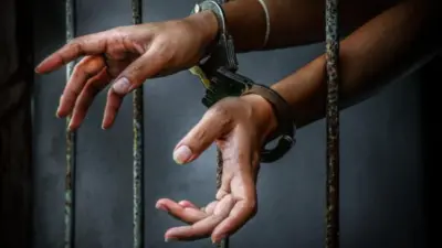 Escaped Convict: పెరోల్పై వచ్చి పారిపోయిన ఖైదీ.. ఏకంగా గవర్నమెంట్ టీచర్ అయ్యాడు.. 40 ఏళ్ల తర్వాత పట్టుకున్న పోలీసులు