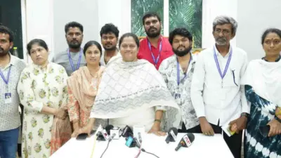 TFTDDA War | రఘు మాస్టర్ కమిటీ చెల్లదన్న సుమలత.. చిరంజీవినే మా దిక్కు!