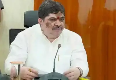ఆటో కార్మికులు సమ్మెను వెనక్కి తీసుకోవాలి: మంత్రి పొన్నం