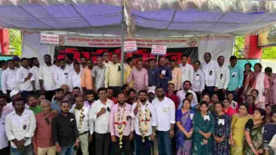 ఉద్యోగుల సమస్యలు పరిష్కరించాలి