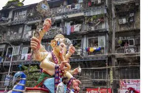 Eggs thrown at Ganesha procession in Mumbai
