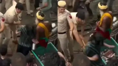 Shocking Video: Delhi Police Mistreated Women?