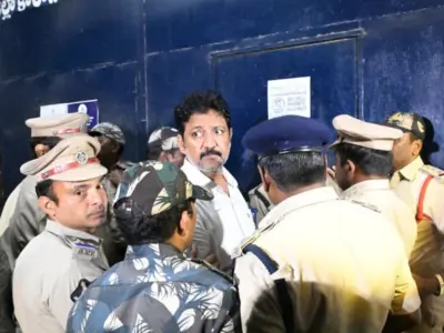 Vallabhaneni Vamsi Given to Custody, On Conditions