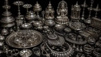 Karnataka: Silver idol worth Rs 51.2 lakh stolen from Sri Pavada Basaveshwara Temple