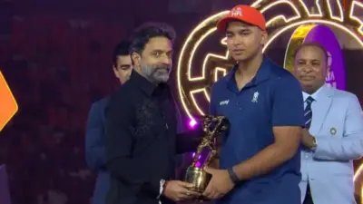 IPL 2026 Final, RCB vs GT: मोस्ट व्हॅल्युएबल प्लेयरसह वैभव सूर्यवंशीने जिंकले हे पुरस्कार, जाणून घ्या पुरस्कारांची संपूर्ण यादी