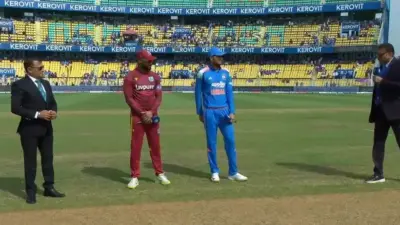 రెండో వన్డేలో టాస్ గెలిచి ఫీల్డింగ్ ఎంచుకున్న టీమిండియా