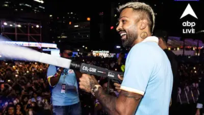 Hardik Pandya: খালি গায়ে গাড়ি চালাচ্ছেন হার্দিক পাণ্ড্য! আইপিএলের আগে বিতর্ক, সত্যিটা কী?