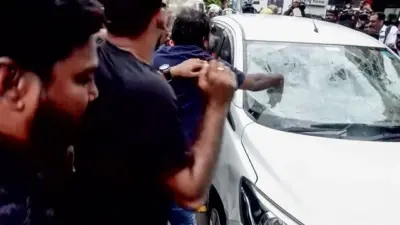 Keralam Police registers case against 8 people over attack on ED vehicle outside Pinarayi Vijayan's residence