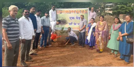 रत्नागिरी शहर भाजपा अध्यक्ष दादा ढेकणे यांच्या वाढदिवसानिमित्त २५ रोपांचे वृक्षारोपण