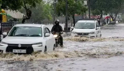 ఢిల్లీలో కుండపోత వర్షాలు.. స్తంభించిన జనజీవనం