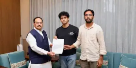 'नीट' पेपरफुटी आंदोलनातून सुसंवादाचे धडे...