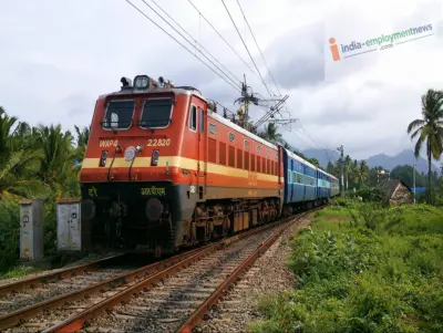 Major Railway Initiative: QR Codes on Food Packets to Indicate Food ...