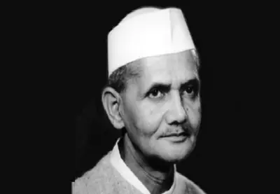 प्रेरणादायी कथा : लाल बहादूर शास्त्रींची हृदयस्पर्शी कहाणी