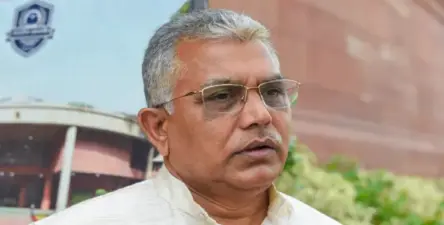 "২০ হাজার না দিলে ঢুকবে না ট্রাক!" সীমান্ত পুলিশের তোলাবাজি নিয়ে বিস্ফোরক মন্ত্রী দিলীপ ঘোষ