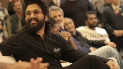 టాలీవుడ్లో సరికొత్త సంచలనం..అల్లు అర్జున్ పొలిటికల్ ఎంట్రీ?