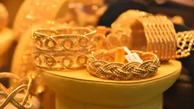 Gold Silver Price Today: नया महीना शुरू होते ही बदल गया सोने का भाव, पूरे देश में अब इस भाव पर बिक रहा गोल्ड