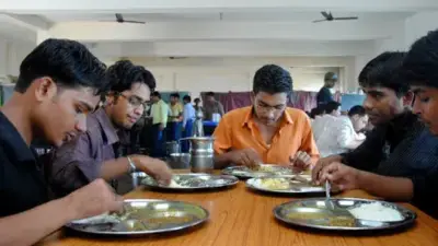 హాస్టల్ విద్యార్థులకు శుభవార్త.. 6.5 లక్షల మందికి పెరగనున్న డైట్ ఛార్జీలు!