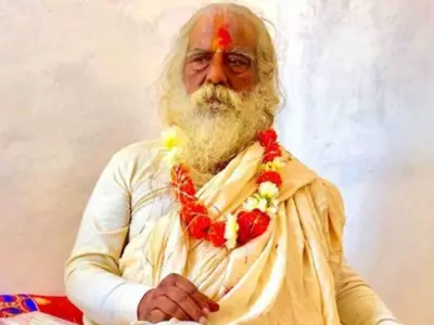 'पापियों को कड़ी सजा मिले': राम मंदिर चढ़ावा मामले पर बोले महंत नृत्य गोपाल, ट्रस्ट की बैठक आज
