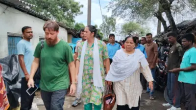হিঙ্গলগঞ্জে জোরপূর্বক ধর্মান্তকরণের ফাঁদ! বিদেশিদের যাতায়াত ঘিরে তীব্র উত্তেজনা