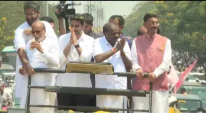 సింధనూరులో లోకేష్ సందడి. తెలుగు సంఘాల ఘన స్వాగతం