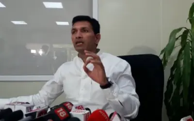 वीर भारत न्यास जमीन विवाद मामले में बढ़ी जीतू पटवारी की मुश्किलें, श्रीराम तिवारी ने भेजा 5 करोड़ का मानहानि नोटिस