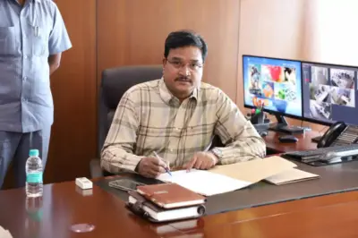 హైడ్రాలోనే రంగనాథ్ - హైకోర్టు స్టే !