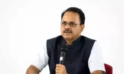నేడు మూడు నోటిఫికేషన్లు