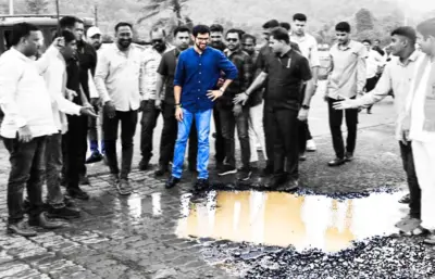 रखडलेल्या मुंबई-गोवा महामार्गावरुन...आदित्य ठाकरेंचा सरकारवर हल्लाबोल