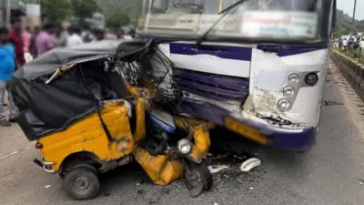 திருப்பதி நோக்கி சென்ற தனியார் பேருந்து. ஆட்டோ மீது மோதி துடிதுடித்து இறந்த 6 பேர்.. கதறும் குடும்பத்தினர்.. பெரும் சோகம்.!!