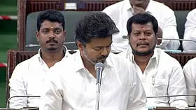 "ஒரே நாளில் 2 முக்கிய அறிவிப்புகள்" - பால் விலை உயர்வு முதல் ரூ.33,006 கோடி மின் திட்டம் வரை. சட்டசபையில் முதல்வர் விஜய் உரை!