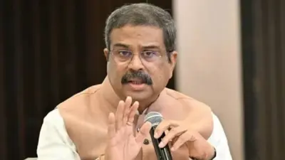 కేంద్ర విద్యాశాఖ మంత్రి ధర్మేంధ్రప్రధాన్ రాజీనామా