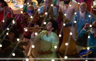 'పళ్ళబురుసు' నుంచి పెళ్లి సందడిని రెట్టింపు చేసే 'ఇచ్చి పడేద్దాం' సాంగ్ రిలీజ్
