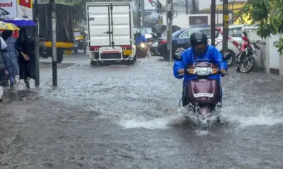 മഴ മുന്നറിയിപ്പില് മാറ്റം: 12 ജില്ലകളില് ഇന്ന് ഓറഞ്ച് അലേര്ട്ട്