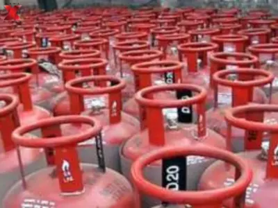 Commercial Cylinder Gets Expensive In Delhi By Rs. 42, Check Latest Price Here