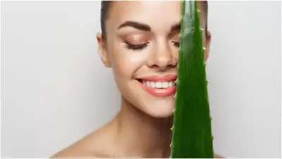 Aloe Vera for Face : కలబందను ముఖానికి రాస్తున్నారా? లాభాలు, నష్టాలు ఇవే.. తప్పక తెలుసుకోండి