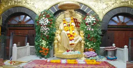 শিরডিতে সাই বাবার দর্শনে বড় বদল! ভিআইপি পাসের দাম বাড়াল মন্দির কর্তৃপক্ষ