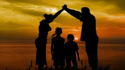 குடும்ப மரபுகளை டிஜிட்டல் வடிவில் பாதுகாக்க 'LifeTree' தளம்.. இது எப்படி செயல்படும்?