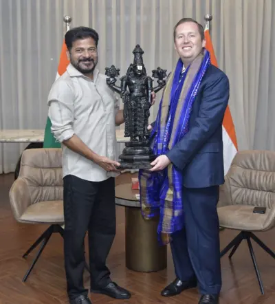 విద్యార్థులకు వీసాలు పెంచాలి
