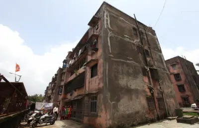 पनवेलमधील ६४ इमारती कधीही कोसळतील, घरे तातडीने रिकामी करण्याचे पालिकेचे आदेश