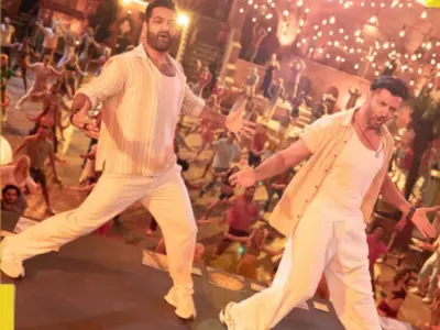 Hrithik vs NTR Janaab-e-Aali: Fans in Disbelief!