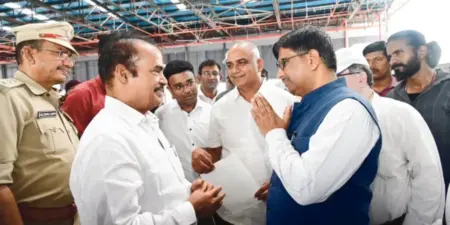 Print Editionరైల్వే అభివృద్ధి పనులను వేగవంతం చేయాలి : డిఆర్ఎం