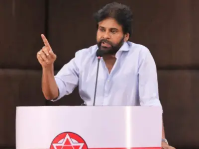 తెలంగాణ పాలిటిక్స్: పవన్ భయమా. ఓట్ల భయమా?