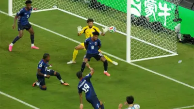 FIFA World Cup: केप वर्डे ने चौंकाया, उलटफेर से बच गई मेसी की अर्जेंटीना प्री क्वार्टरफाइनल में - Divya Himachal
