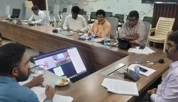 ఉపకార వేతనాల పెంపుపై మరో విడత చర్చ